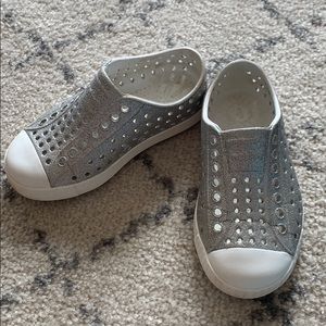 Kids Silver Shimmer Natives